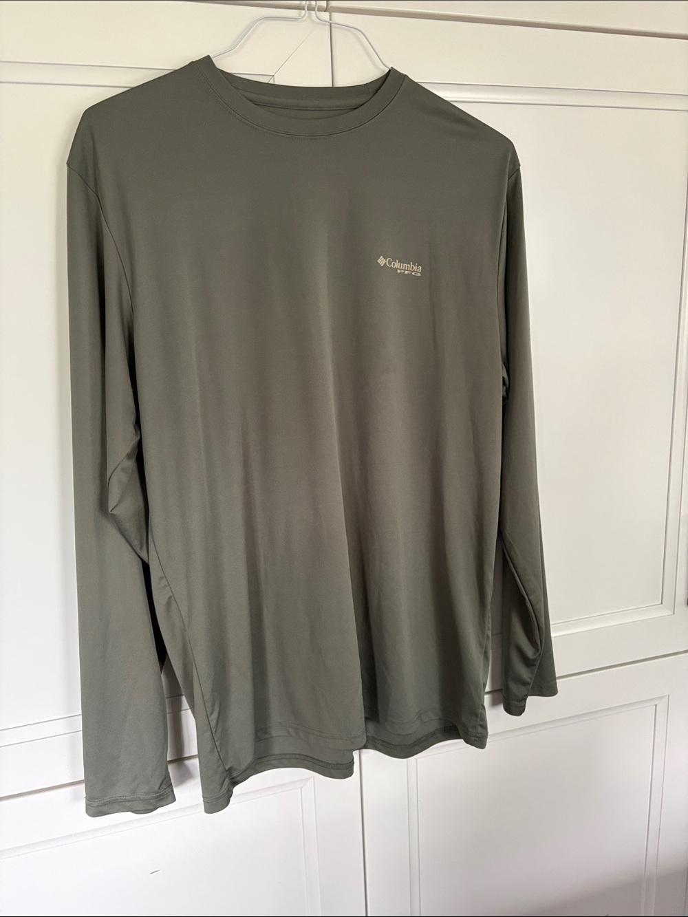 Columbia Long Sleeve Performance Tee in Olive